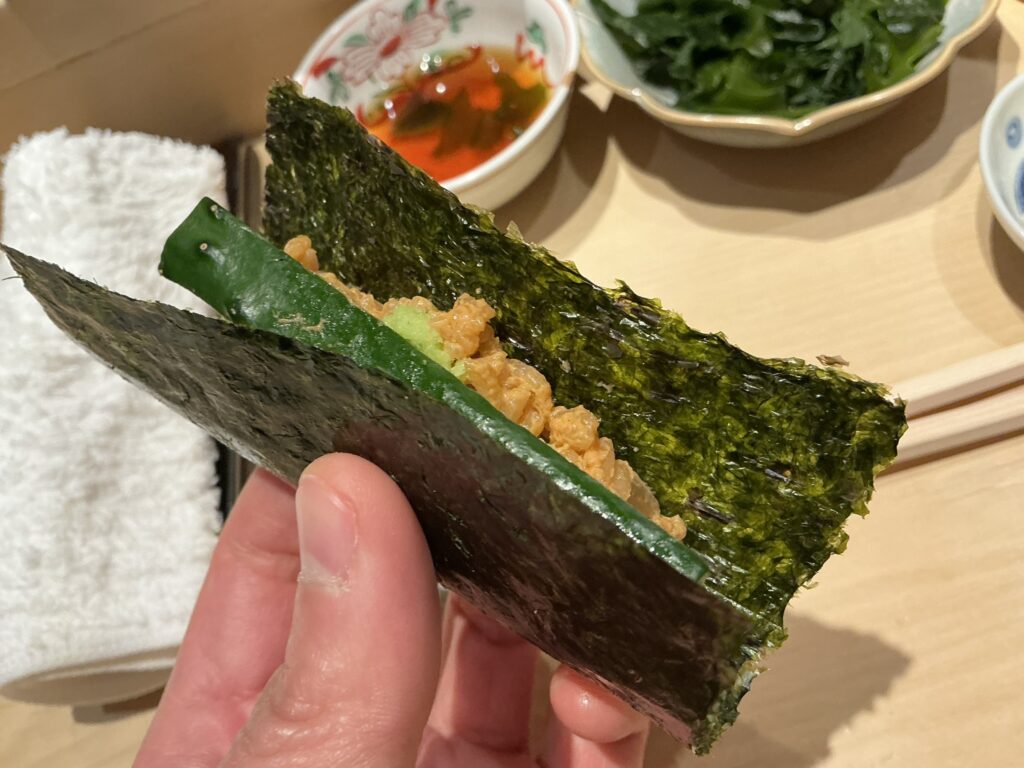 鮨結う紬のプリン巻き