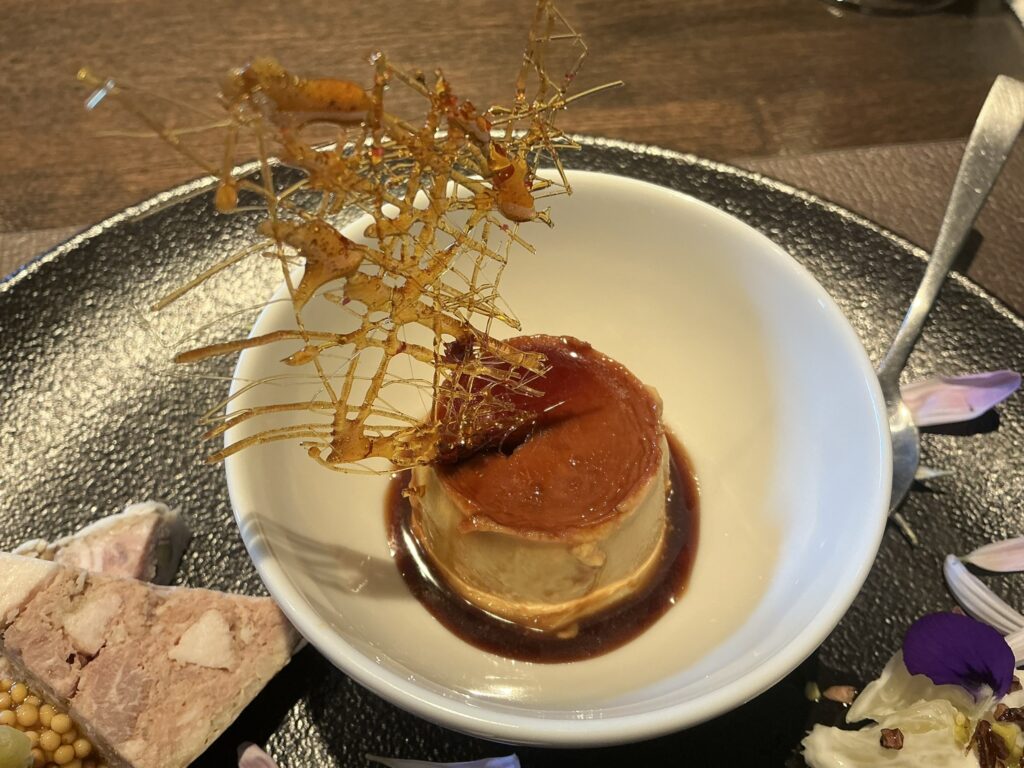 ルナ・エ・ガットのフォアグラのプリン仕立て