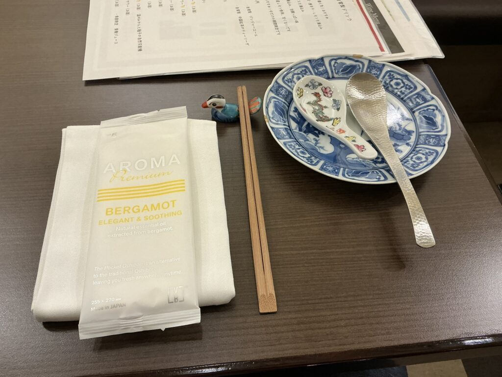 巴蜀のテーブルセット