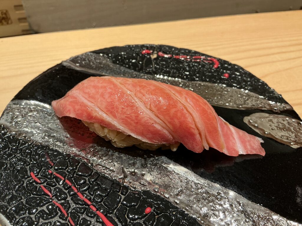 寿司清の砂ずり一番の大トロ