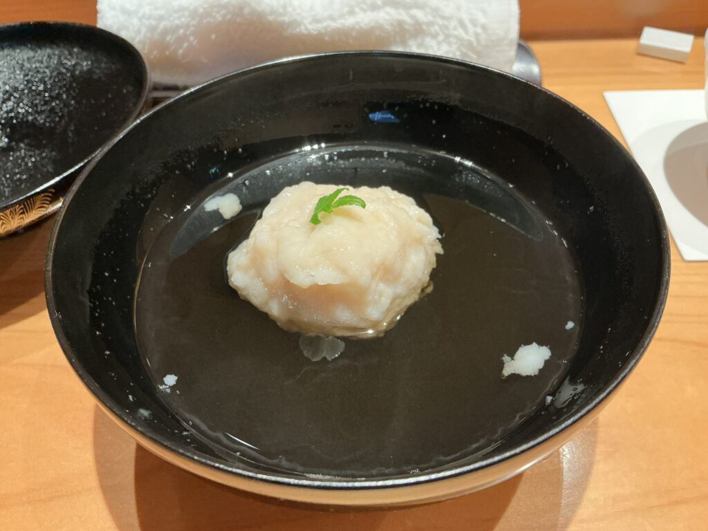 鮨つぼみのホタテのしんじょ