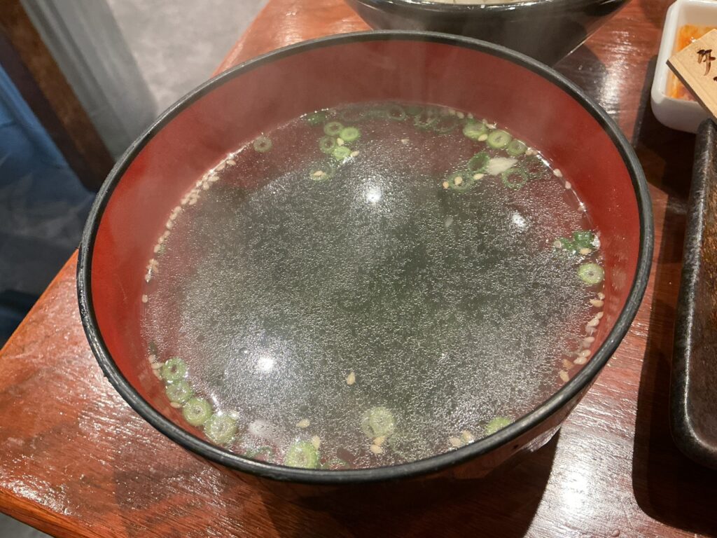 大阪焼肉うしとみのスープ