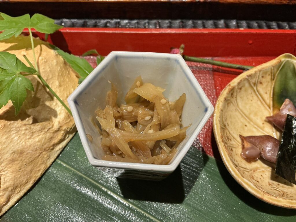 三分楼のウドのキンピラ