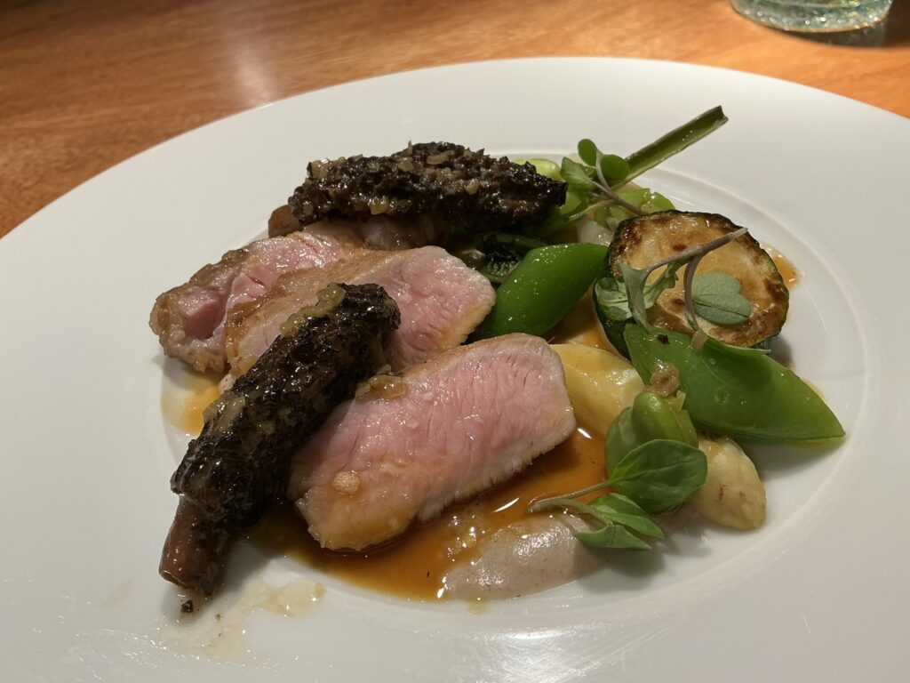 ランコニュの仔牛　モリーユ茸