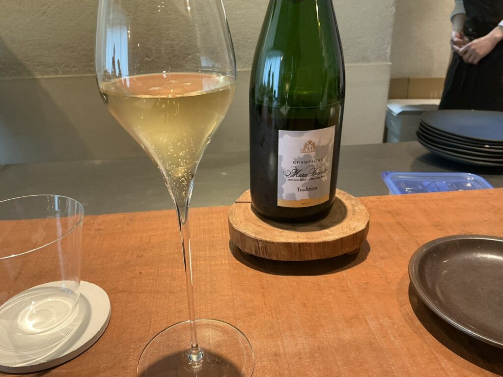 白土のシャンパン