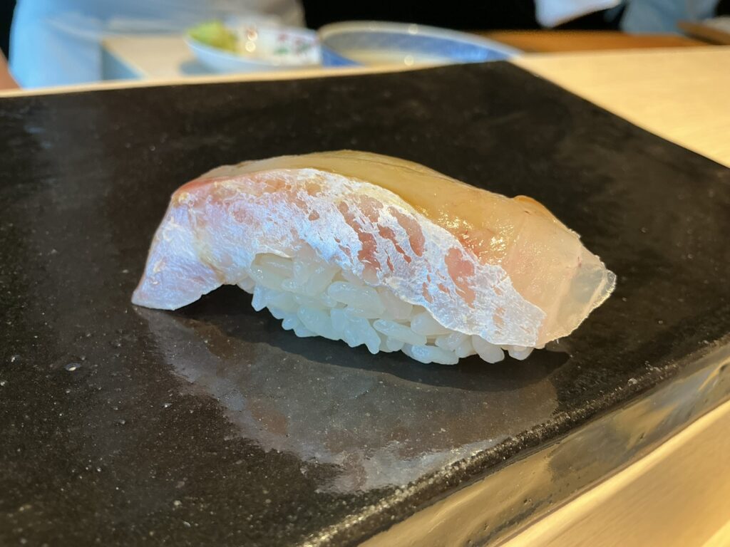 麻布鮨功のマダイ