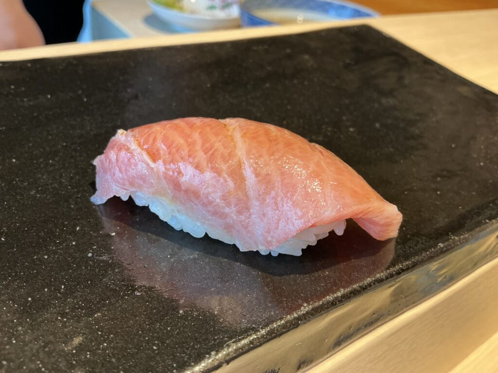 麻布鮨功の大トロ