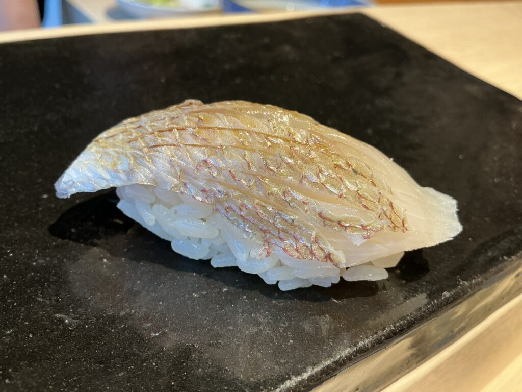 麻布鮨功のカスゴ