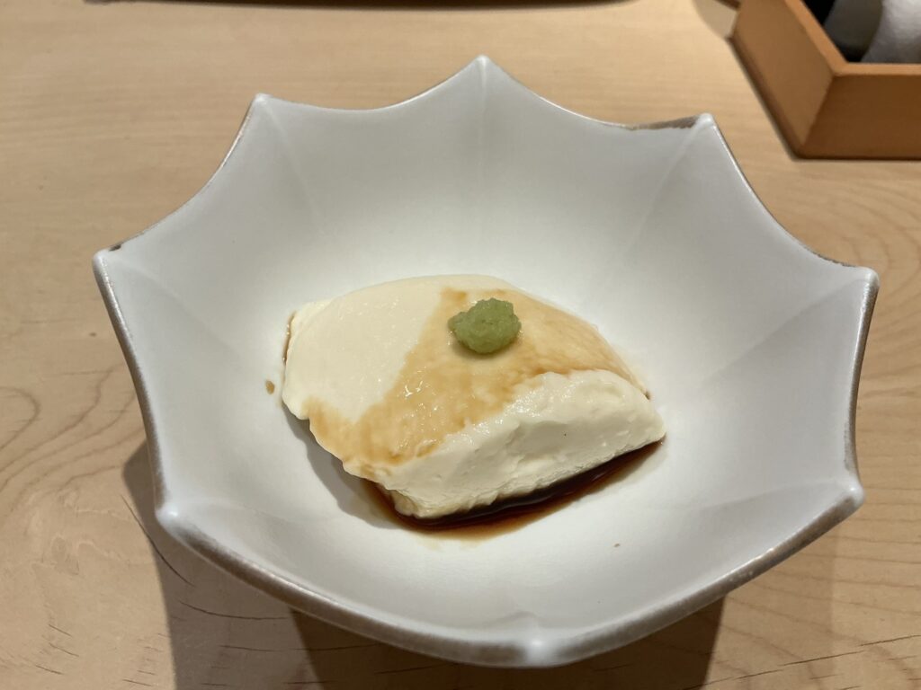 鮨結う紬の峯岡豆腐