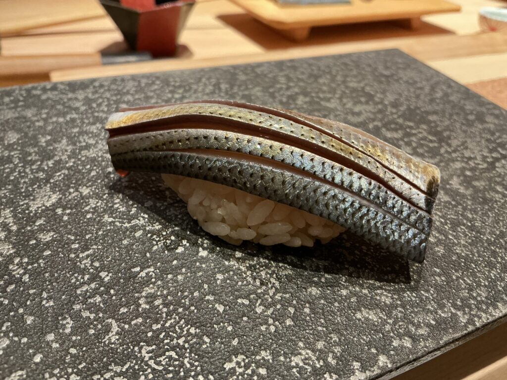 鮨結う紬のコハダ