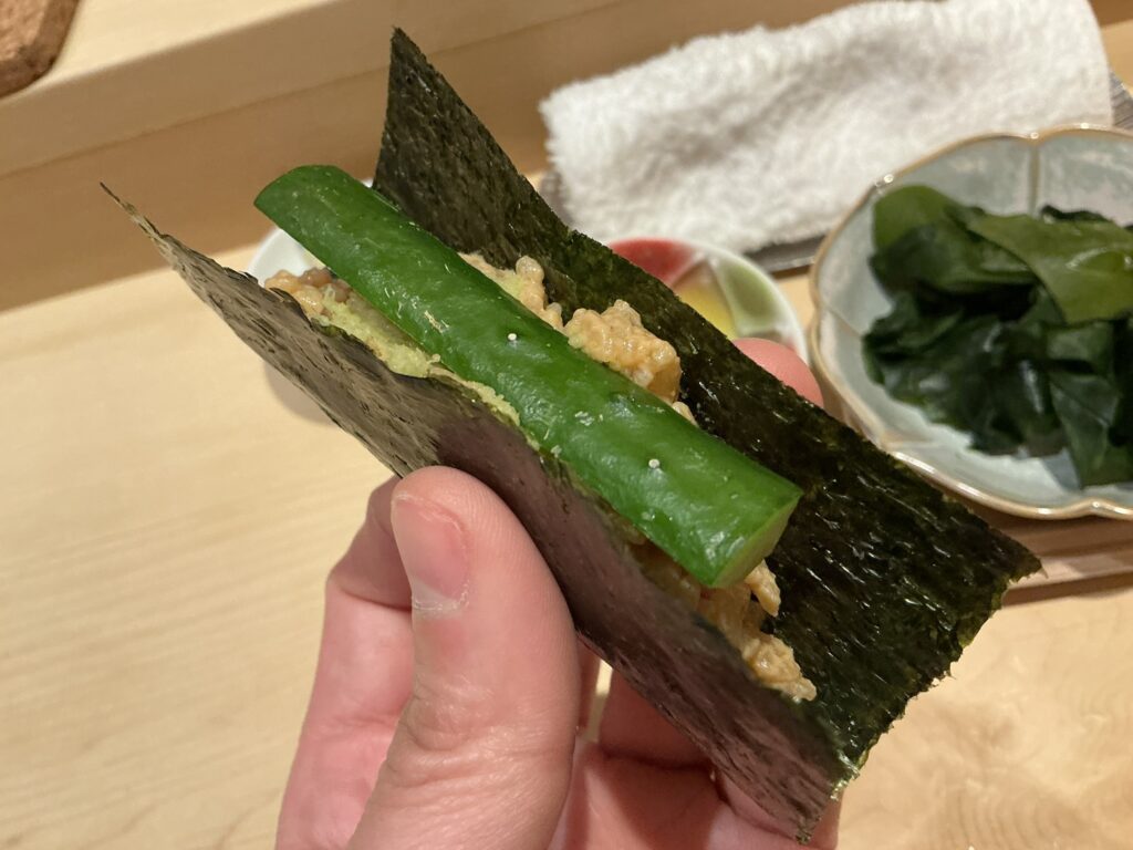 鮨結う紬のプリン巻き