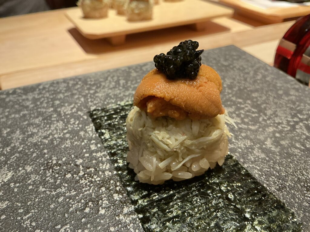 鮨結う紬の港巻き