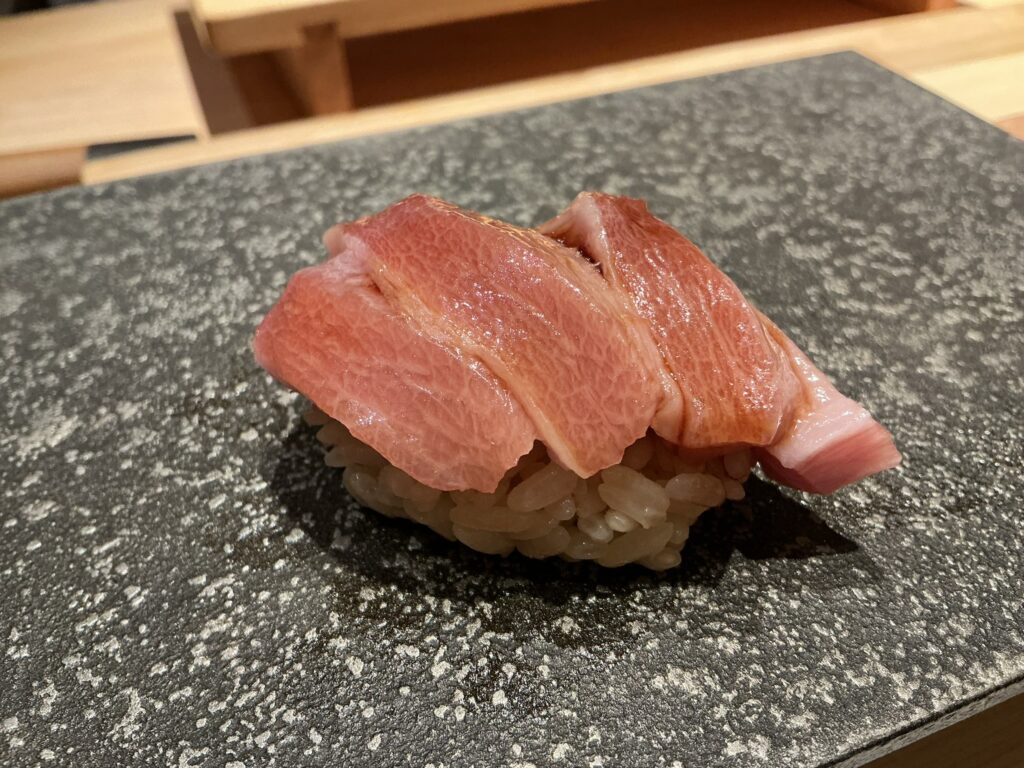 鮨結う紬の大トロ