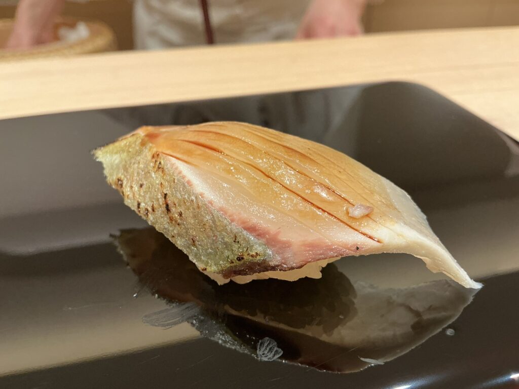 鮨みずかみのシマアジ