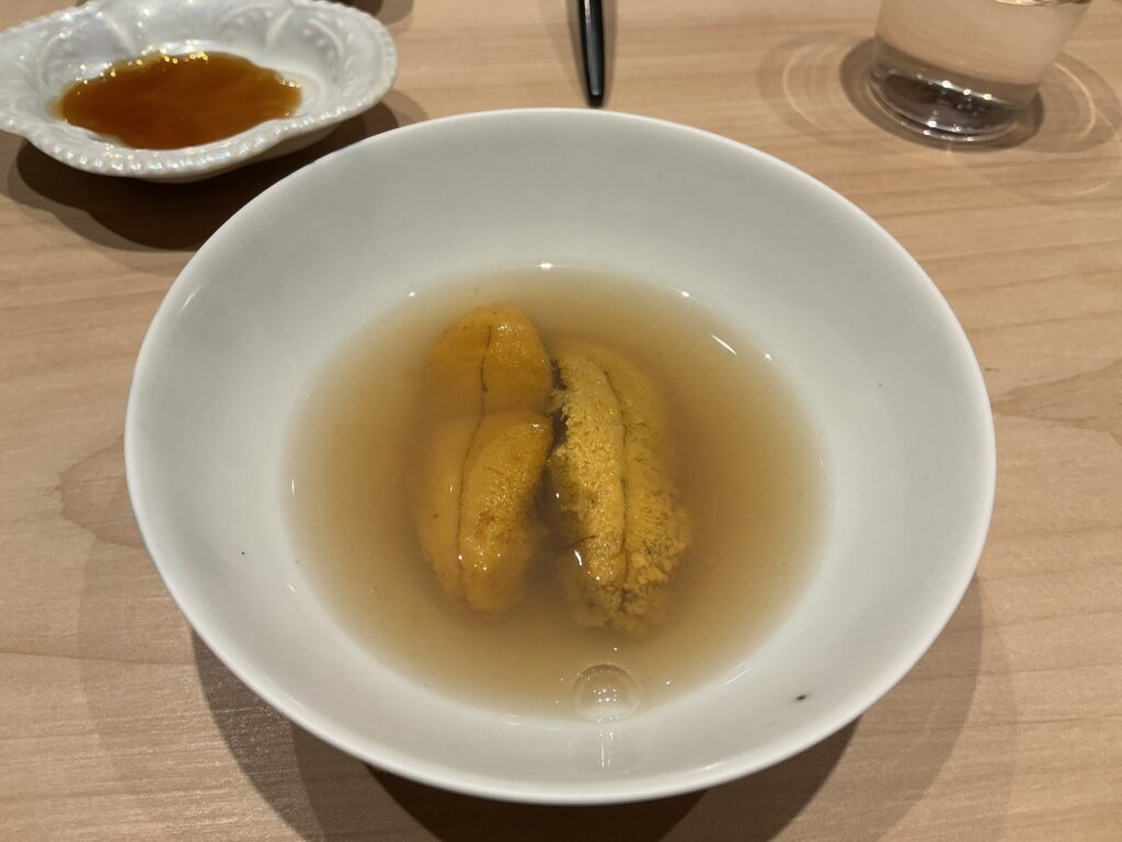 すし良月のウニ