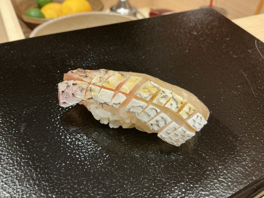 すし良月のマダイ