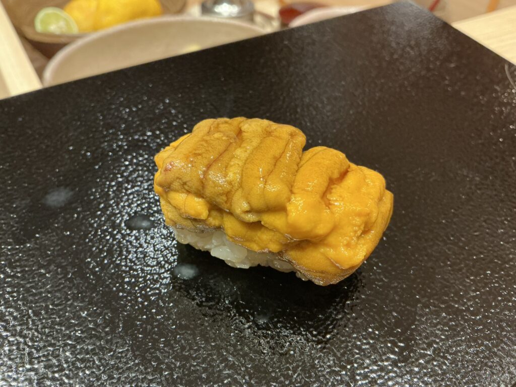 すし良月のウニ