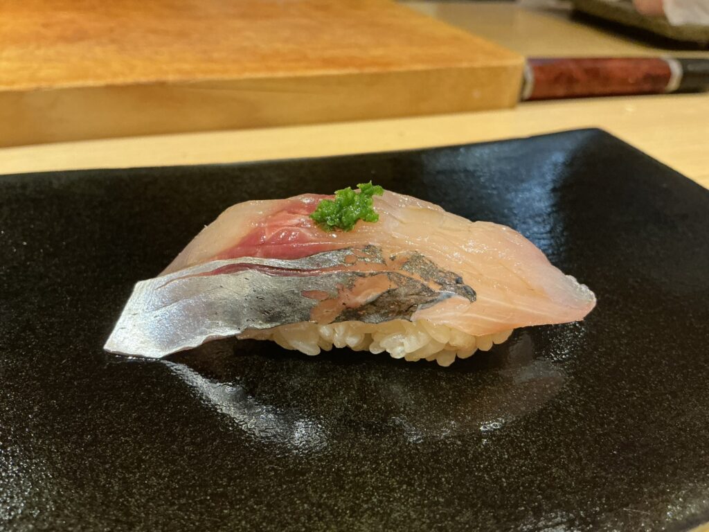 鮨幸凛のアジ