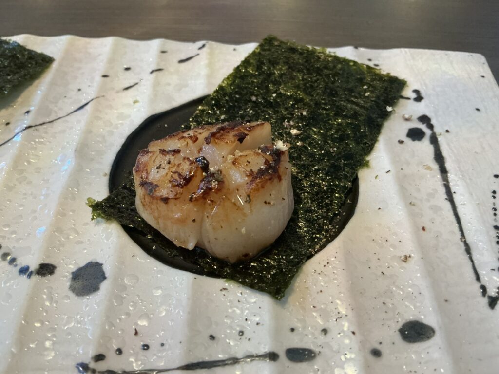 鉄板焼花のホタテ