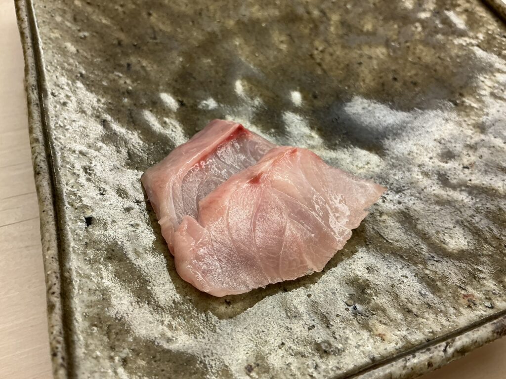 鮨おばなのクロムツ