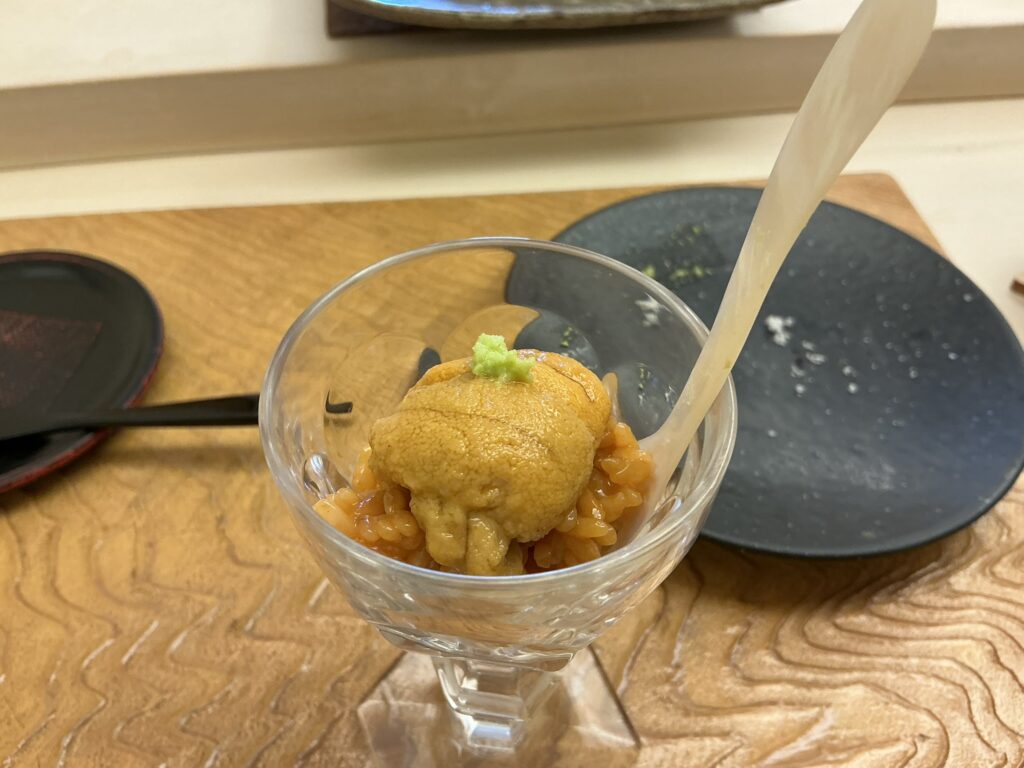 鮨おばなのウニパフェ