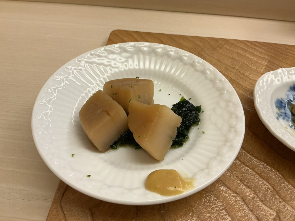 鮨おばなのホタテ