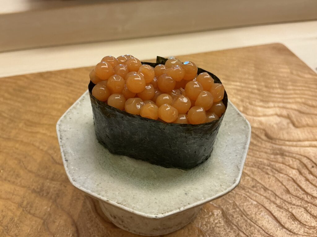 鮨おばなのイクラ