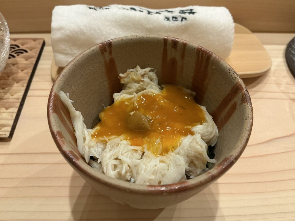 鮨かみなりのワタリガニ