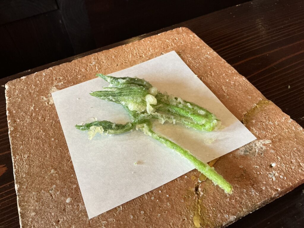 たでの葉のハリギリ