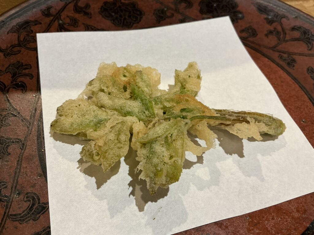 天ぷら浅沼のコシアブラ