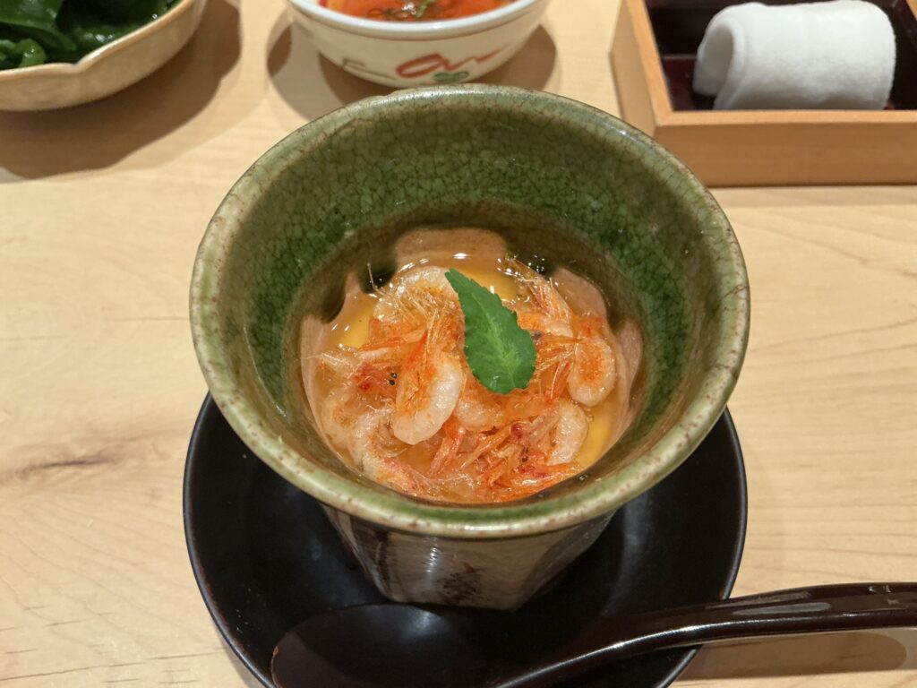 鮨結う紬の茶碗蒸し