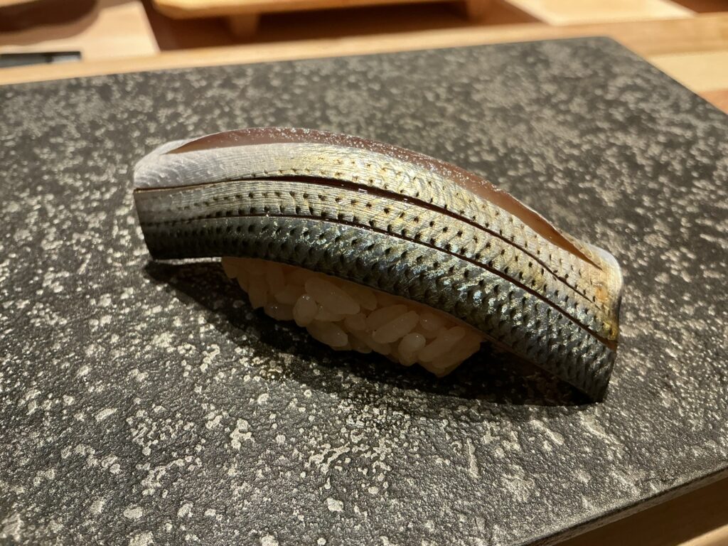 鮨結う紬のコハダ