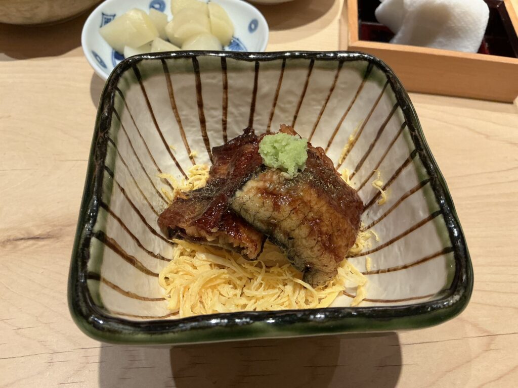 鮨結う紬のウナギ