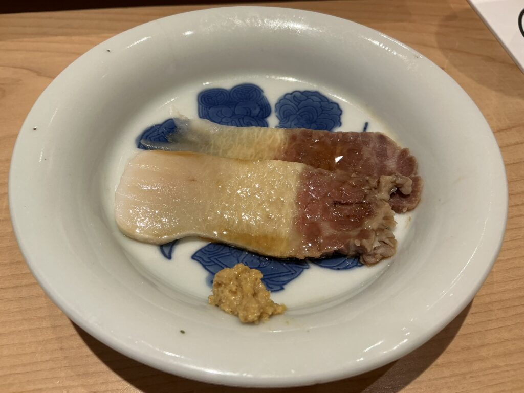 寿司清のクジラベーコン