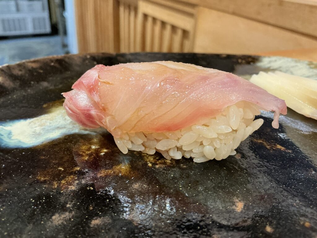 鮨美幸のイサキ