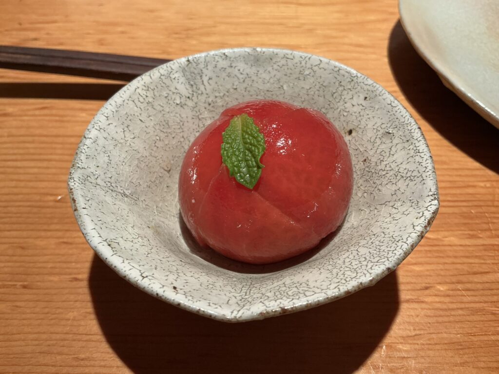 焼鳥嘉とうのトマト