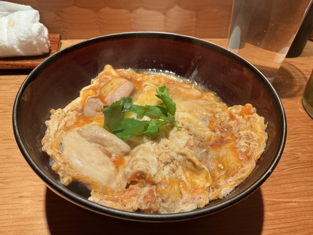 焼鳥嘉とうの親子丼