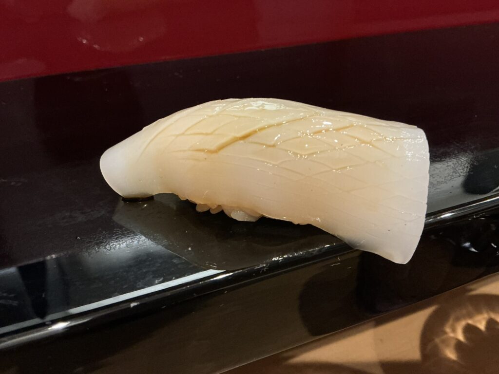 蛇の市のシロイカ