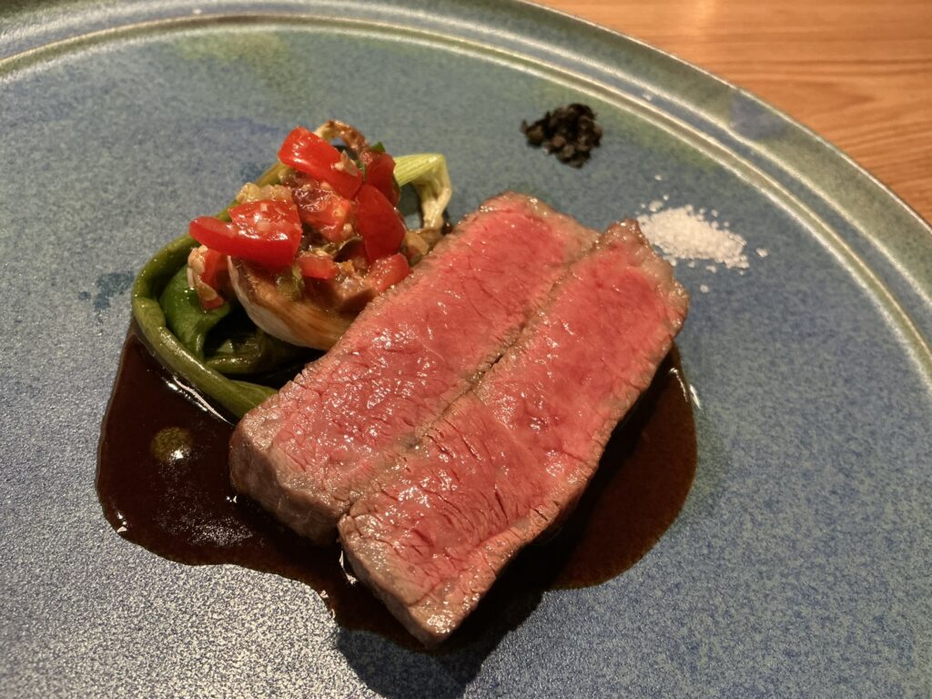 ess.の熊本産あか牛のロースト