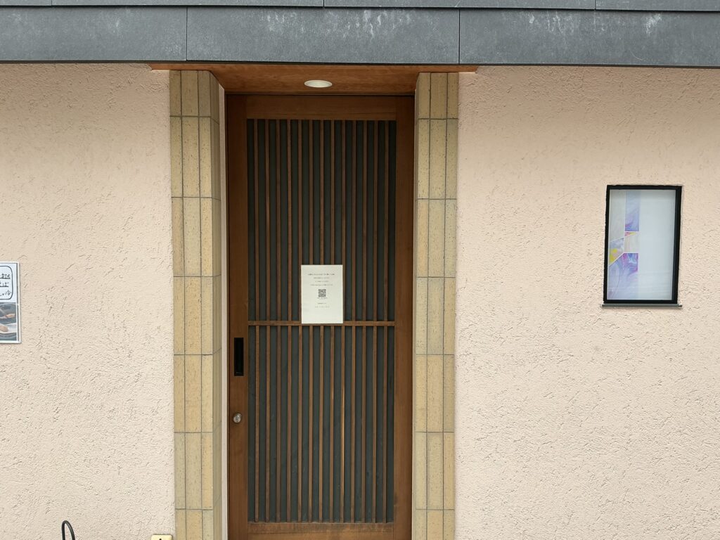 天々蕎々うめ庵の玄関