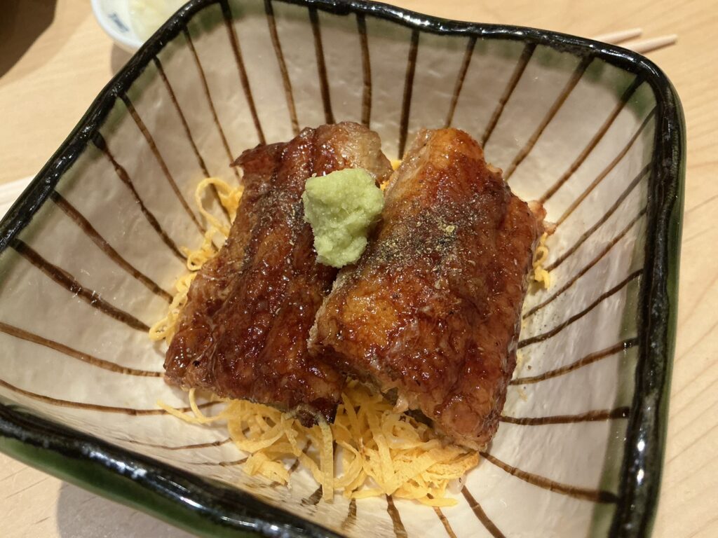 鮨結う紬のウナギ