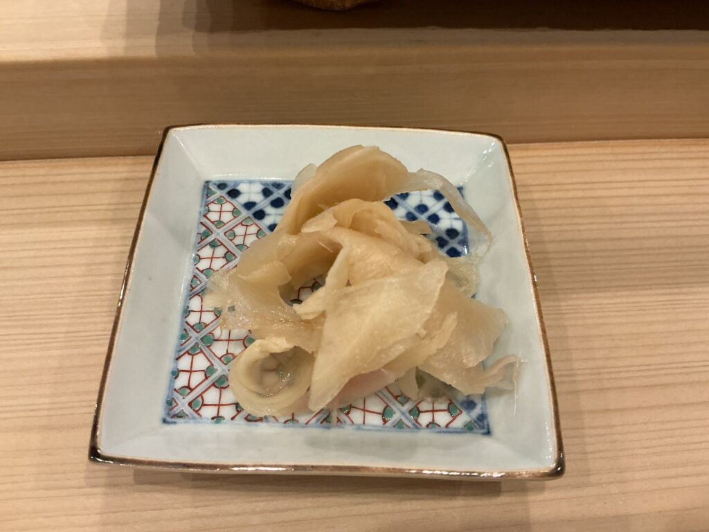 鮨桂太のガリ