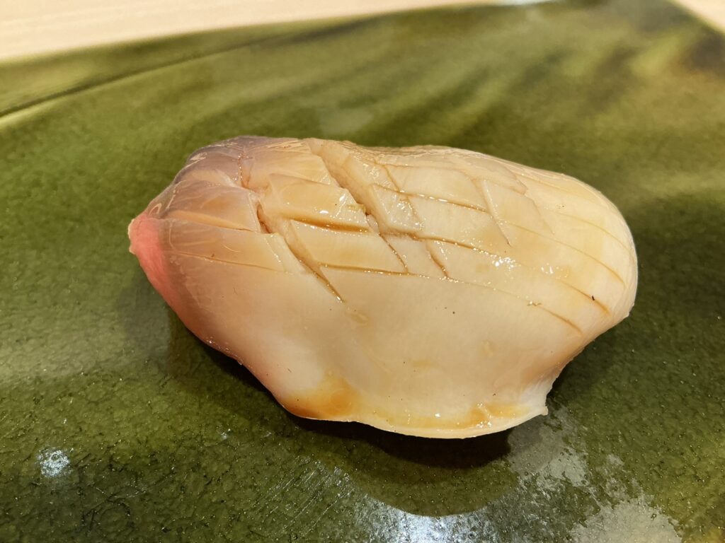 鮨みずかみのホッキガイ