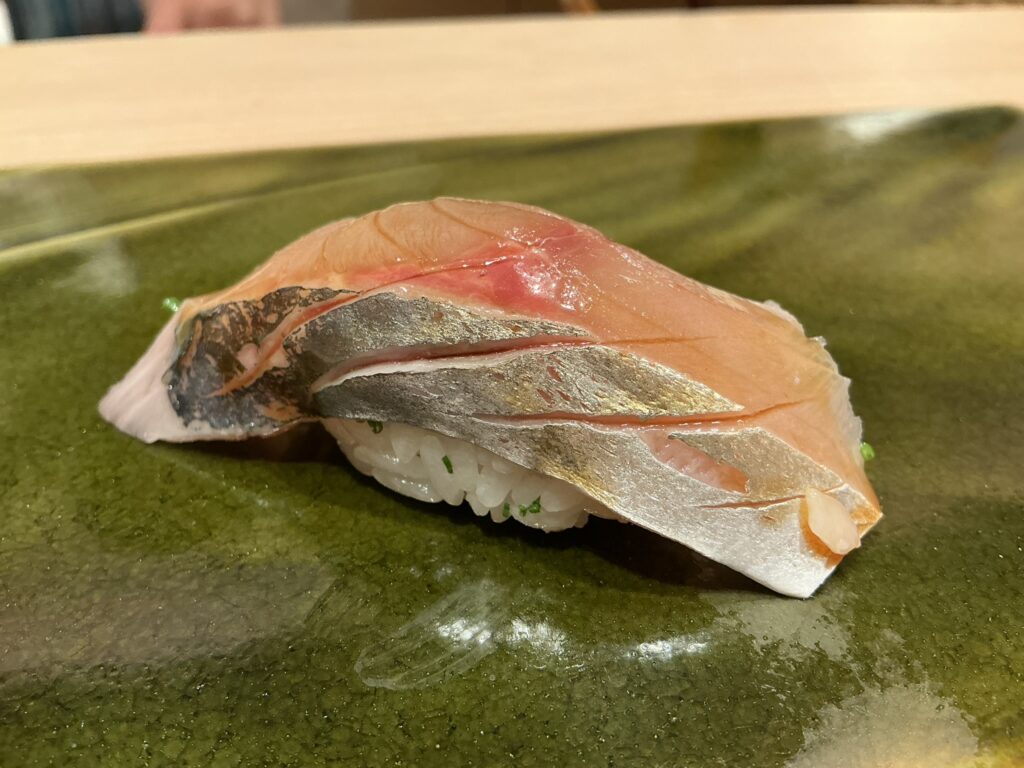 鮨みずかみのアジ
