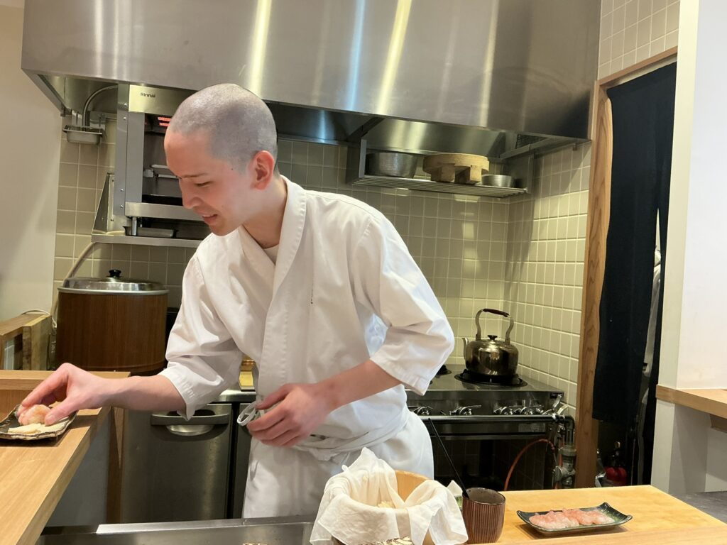 にゅーすてっぷの関口さん