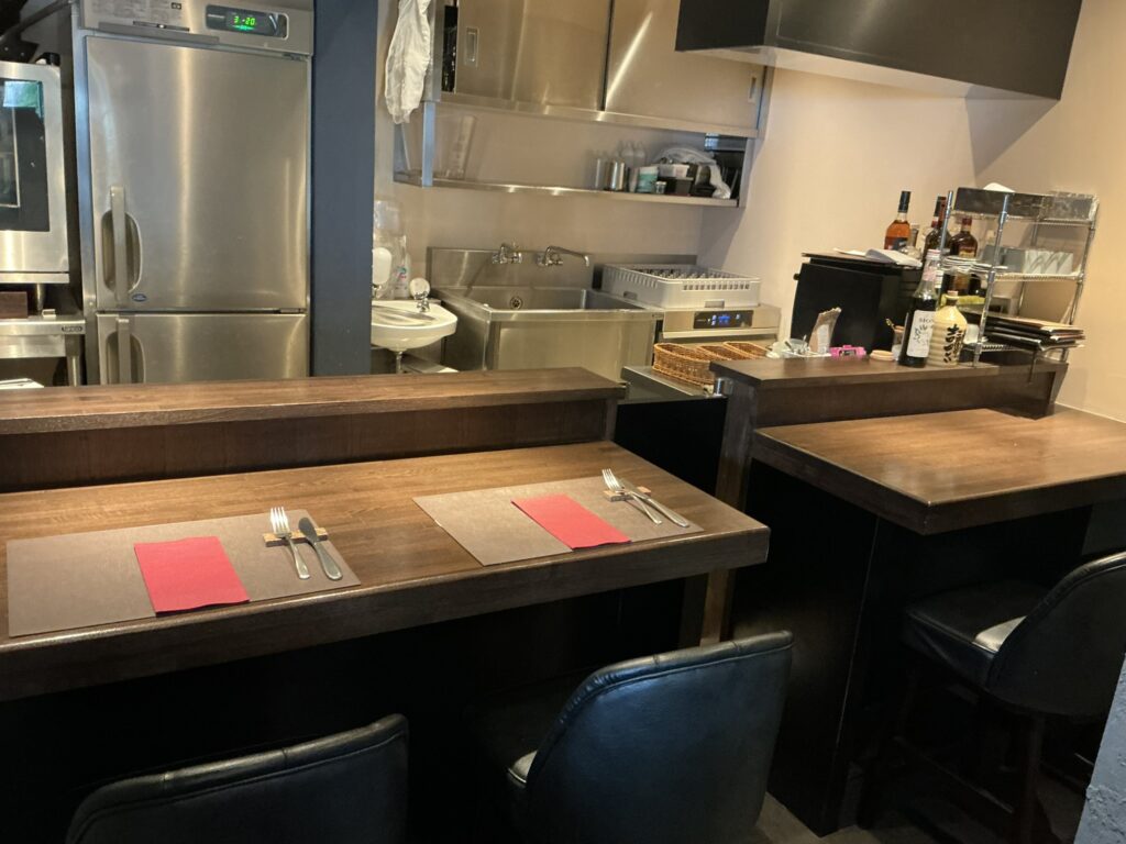 ルナ・エ・ガットの店内