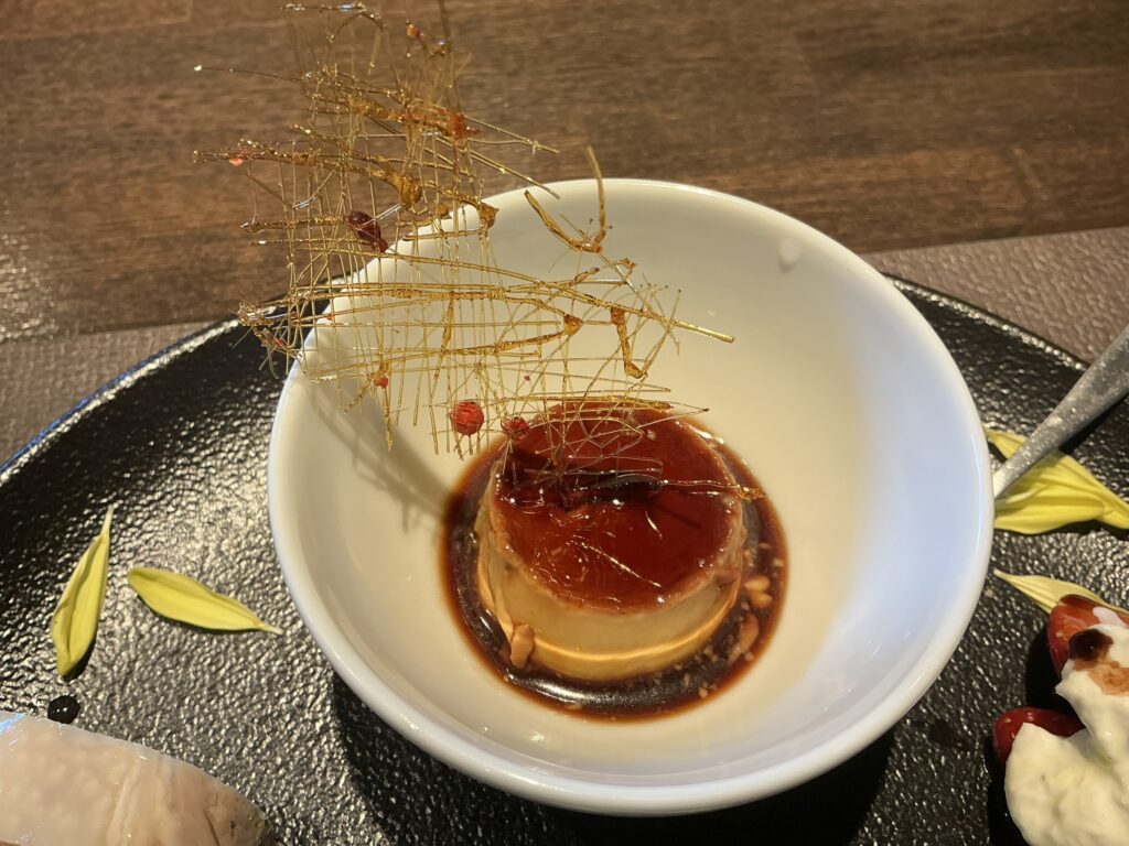 ルナ・エ・ガットのフォアグラのプリン仕立て