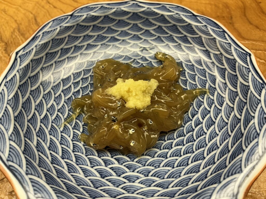 鮨おばなのシラス