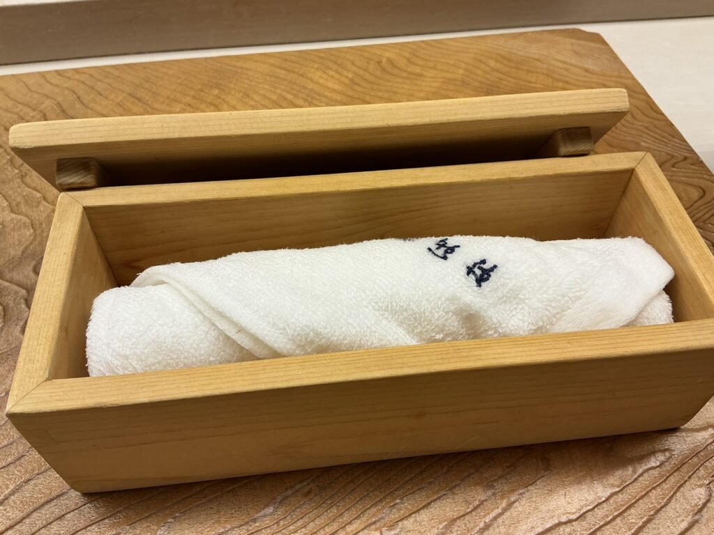 鮨おばなのおしぼり