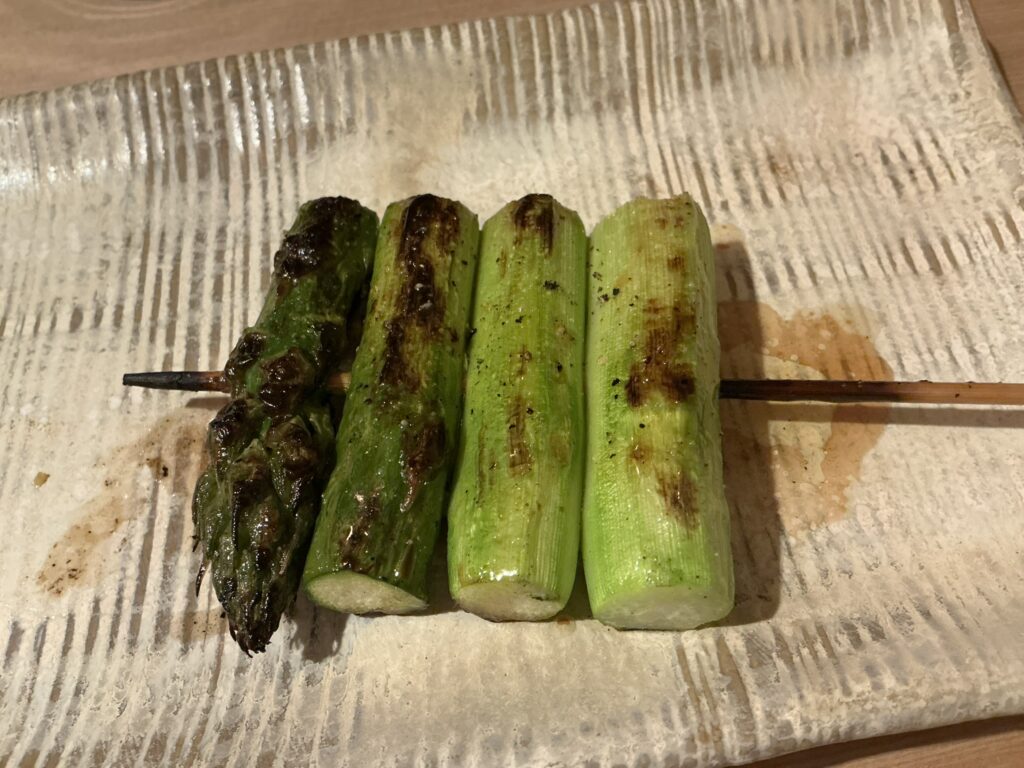鳥とみのアスパラ